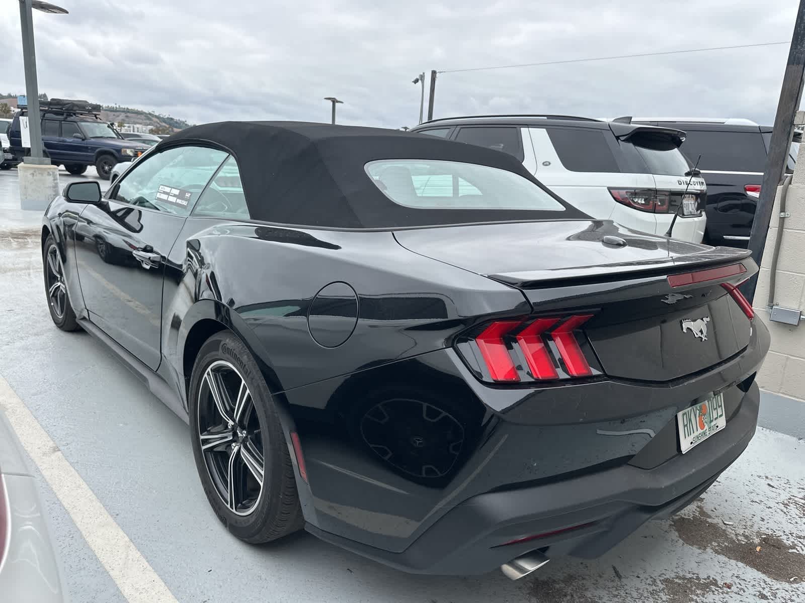 2024 Ford Mustang EcoBoost Premium photo 4