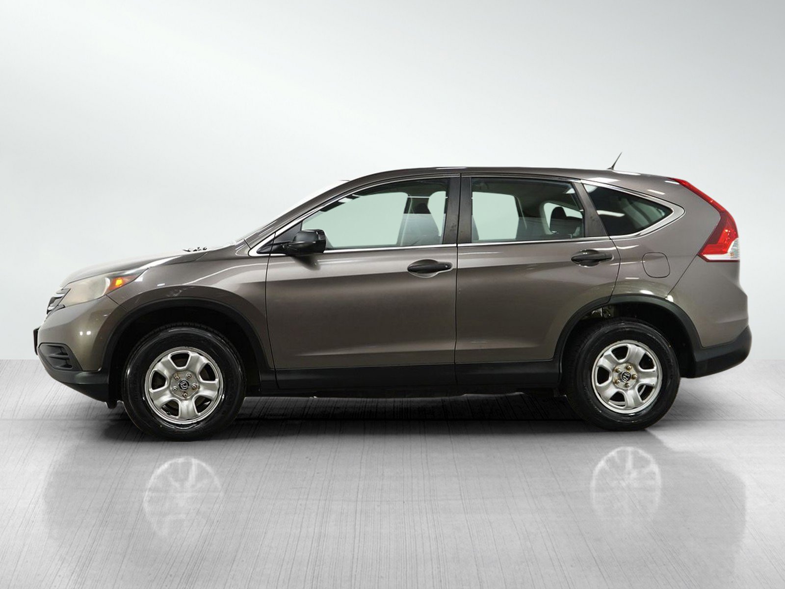 Used 2014 Honda CR-V LX with VIN 2HKRM4H39EH662056 for sale in South Saint Paul, MN