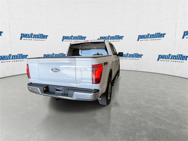 2025 Ford F-150 Lariat photo 9