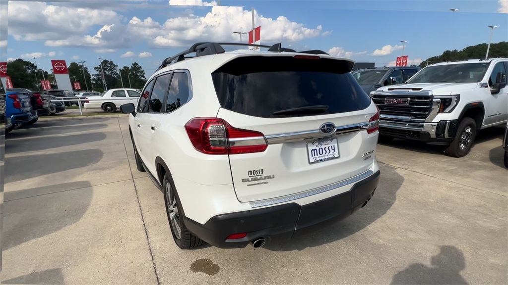 2021 Subaru Ascent Touring photo 4