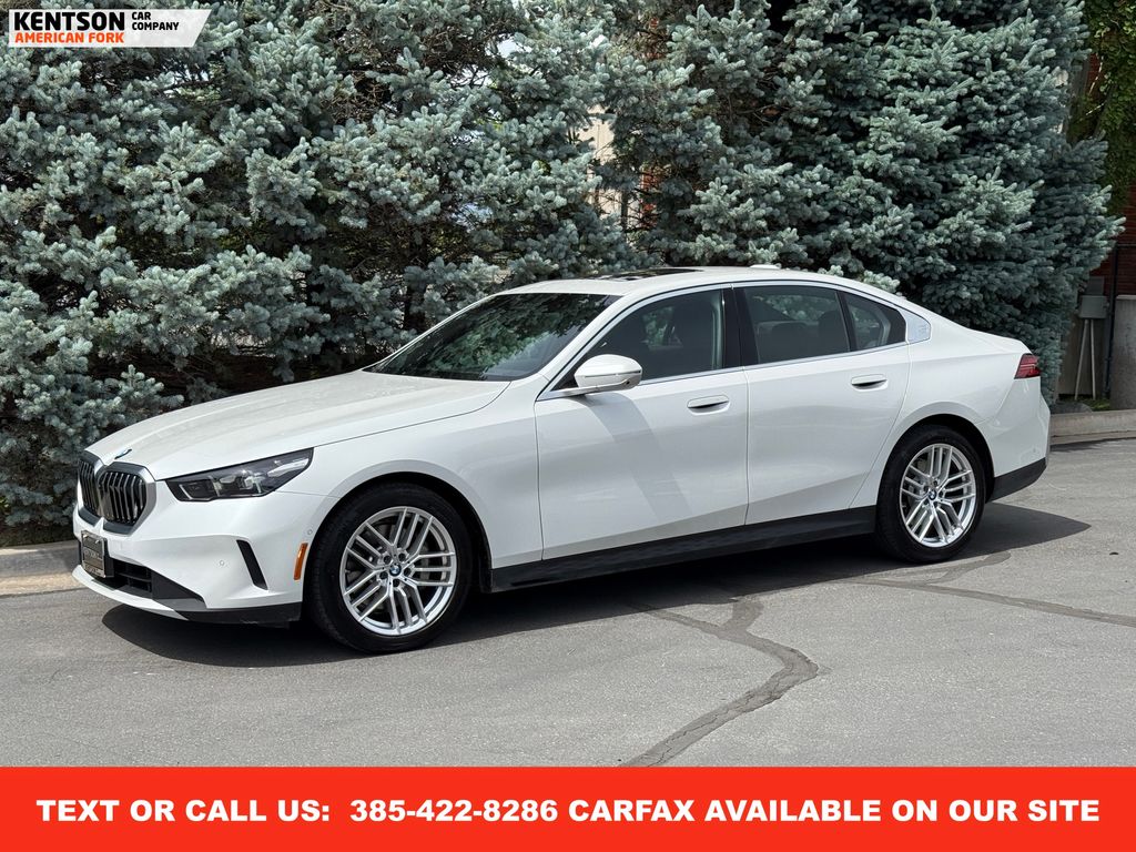 2025 BMW 5 Series 530i's photo