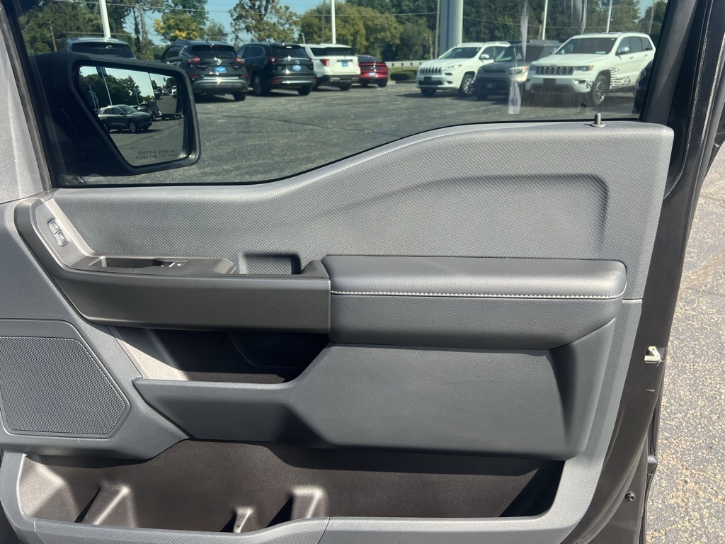 2022 Ford F-150 XL photo 38