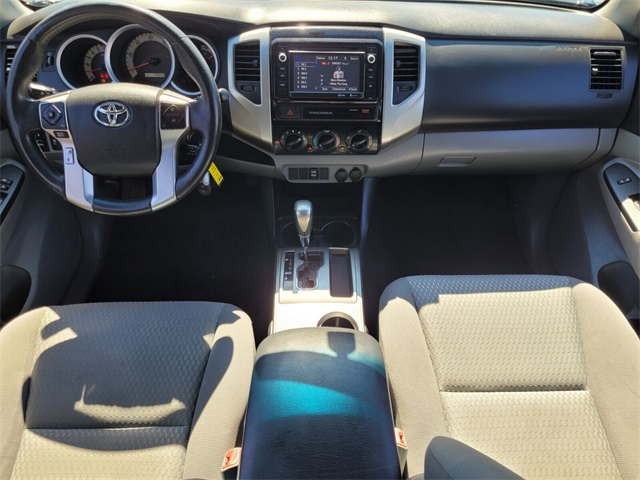 2015 Toyota Tacoma PreRunner V6 photo 10
