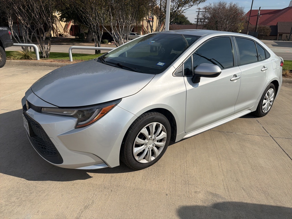 2022 Toyota Corolla LE's photo