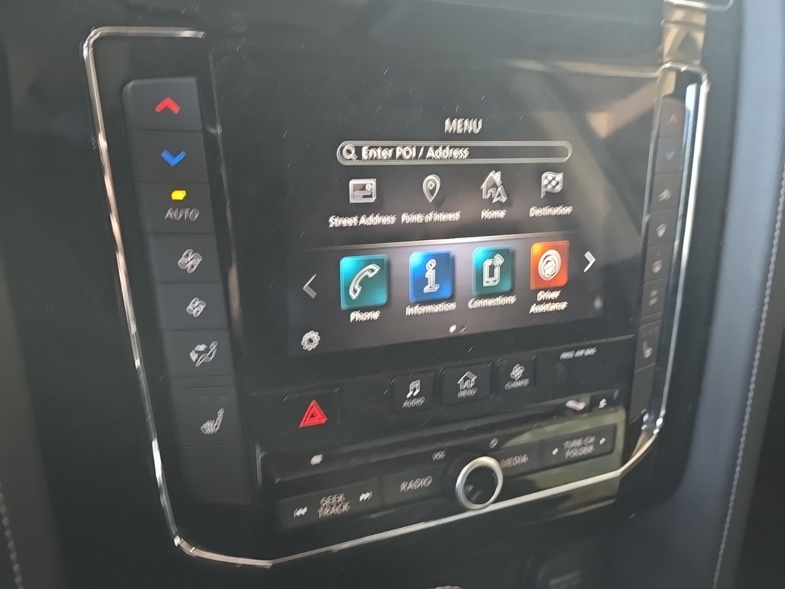 2020 Infiniti QX80 Luxe photo 22