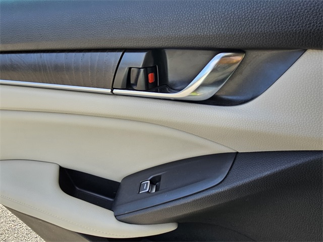 2021 Honda Accord EX-L photo 10