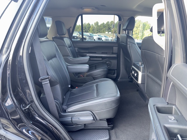 2024 Ford Expedition XLT photo 21