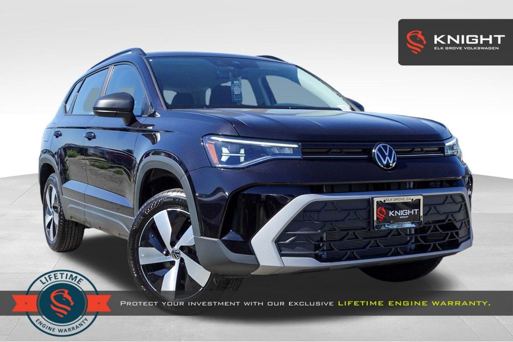 2025 Volkswagen Taos S's photo