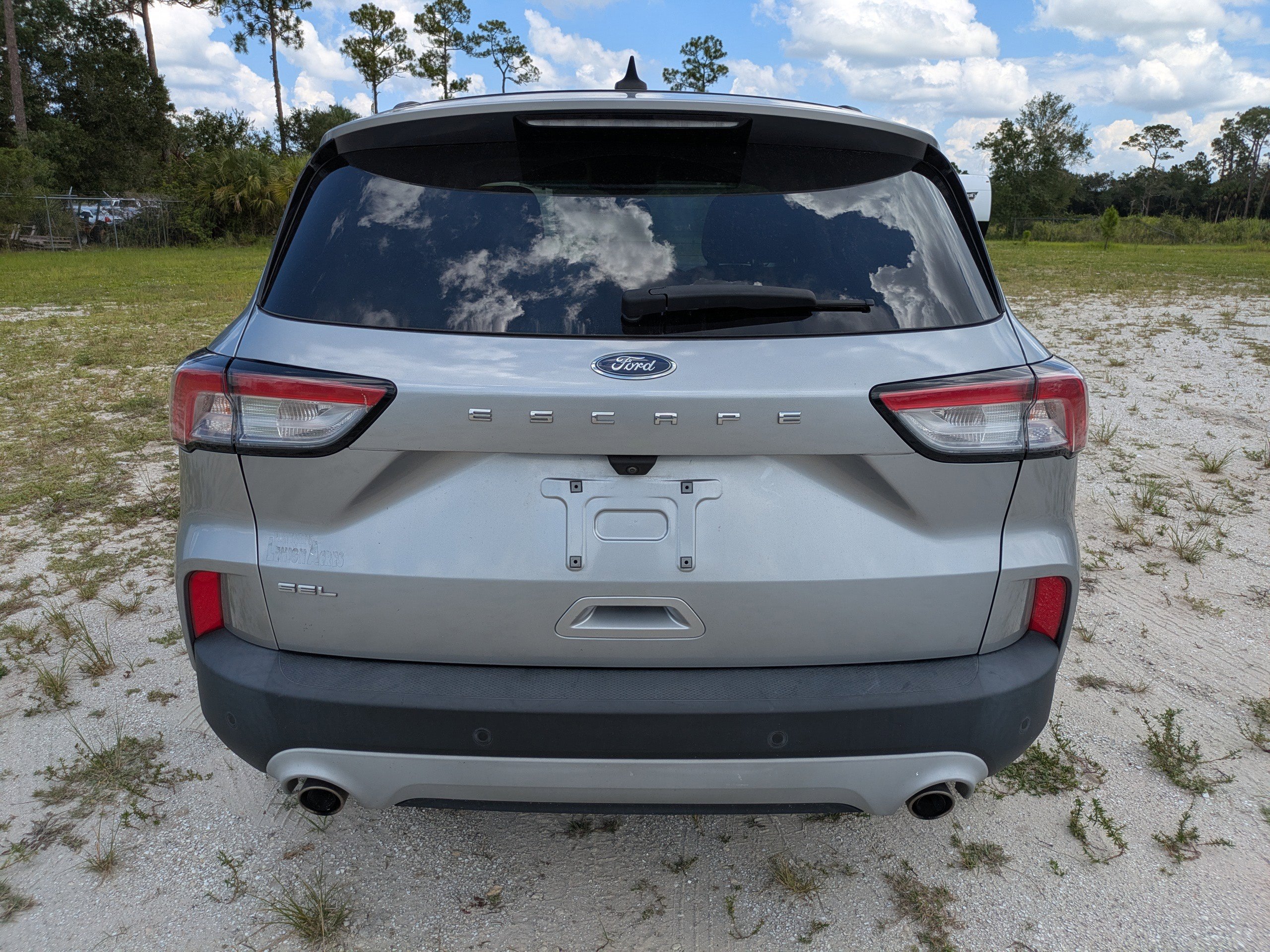 2022 Ford Escape SEL photo 5