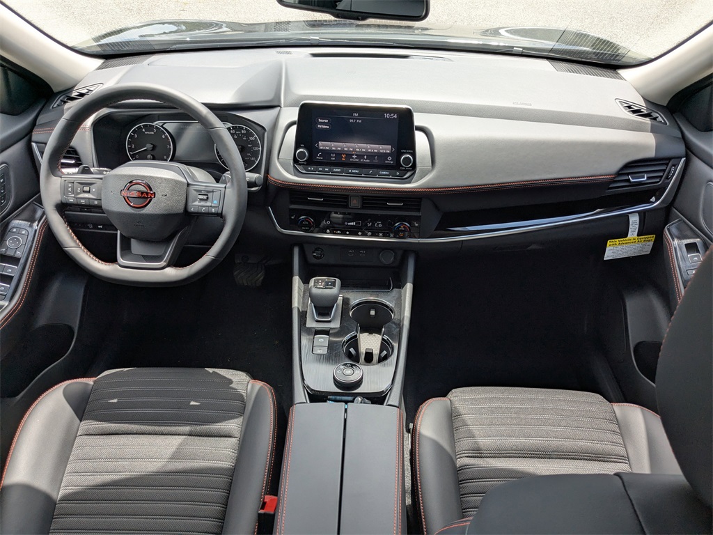 2025 Nissan Rogue SV photo 16