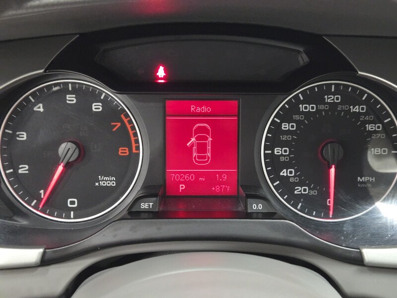 2012 Audi A4 2.0T Premium photo 13