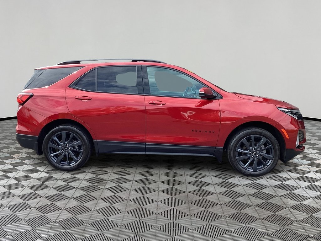 2024 Chevrolet Equinox RS photo 2