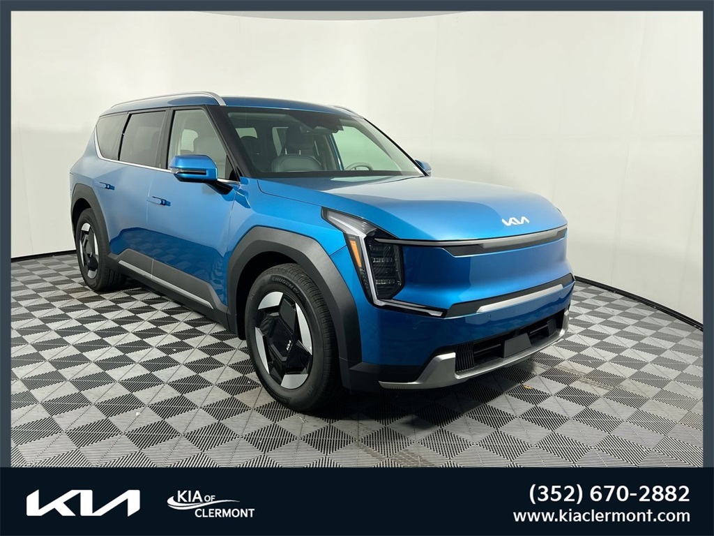 2026 Kia EV9 Wind's photo