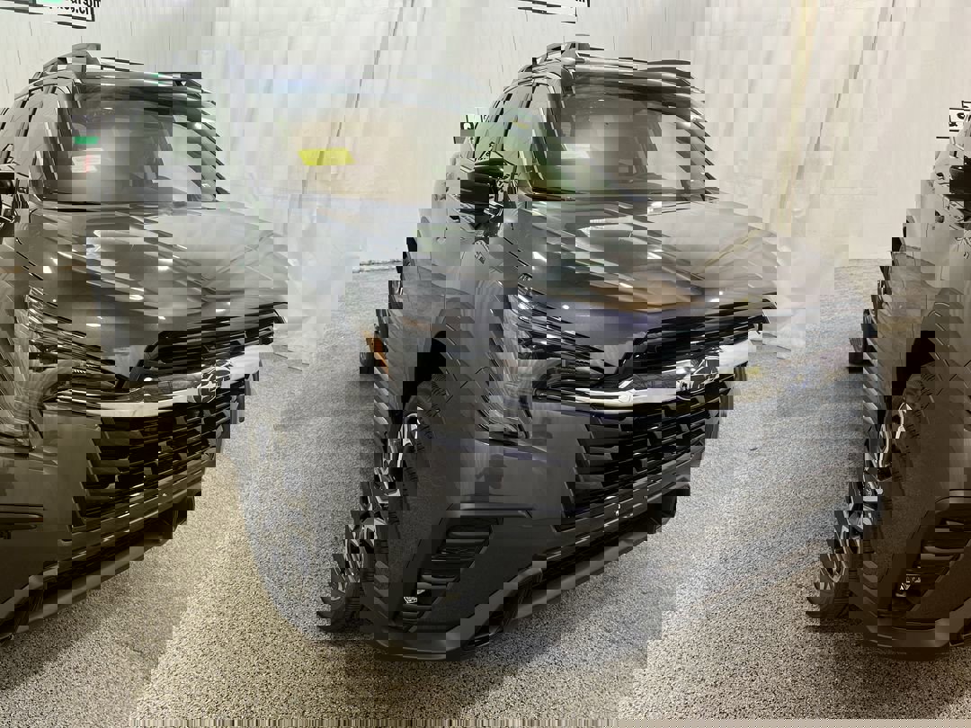 2025 Subaru Ascent Limited's photo