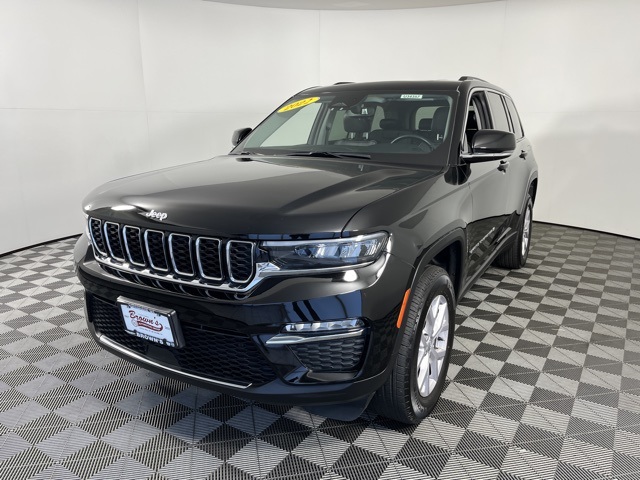2022 Jeep Grand Cherokee Limited photo 3