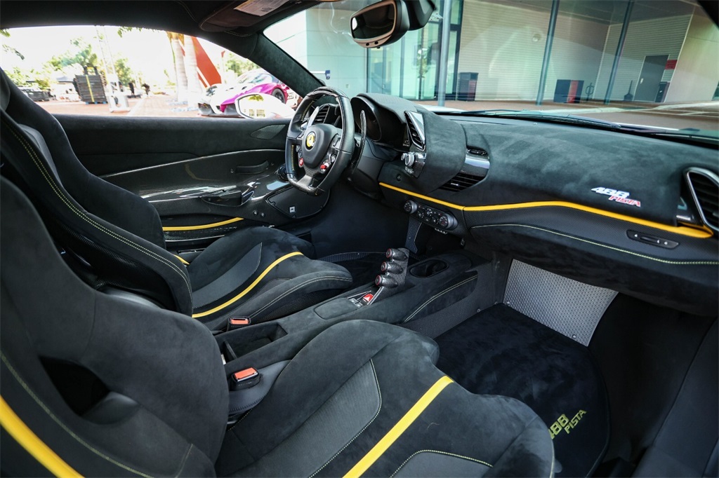 Certified Used 2020 Argento Nurburgring Metallic Ferrari Base image 44