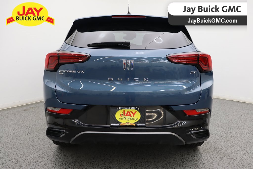 2024 Buick Encore GX Sport Touring photo 4