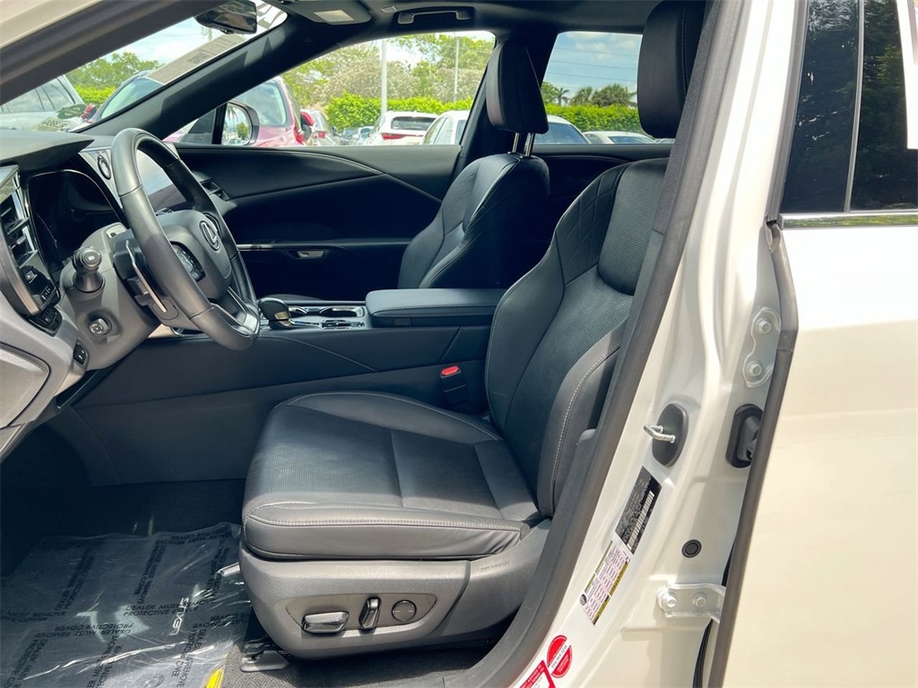 2024 Lexus RX 350 Premium photo 12