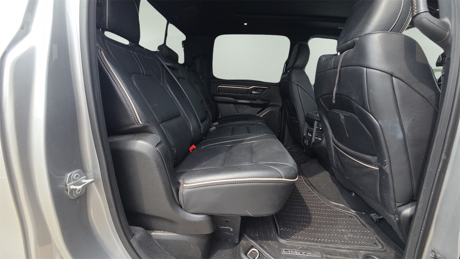 2019 Ram 1500 Limited photo 14