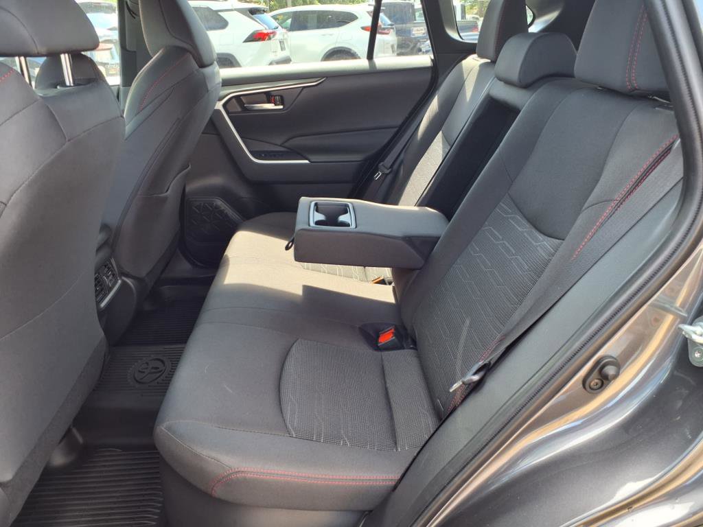 2024 Toyota RAV4 Prime SE photo 5