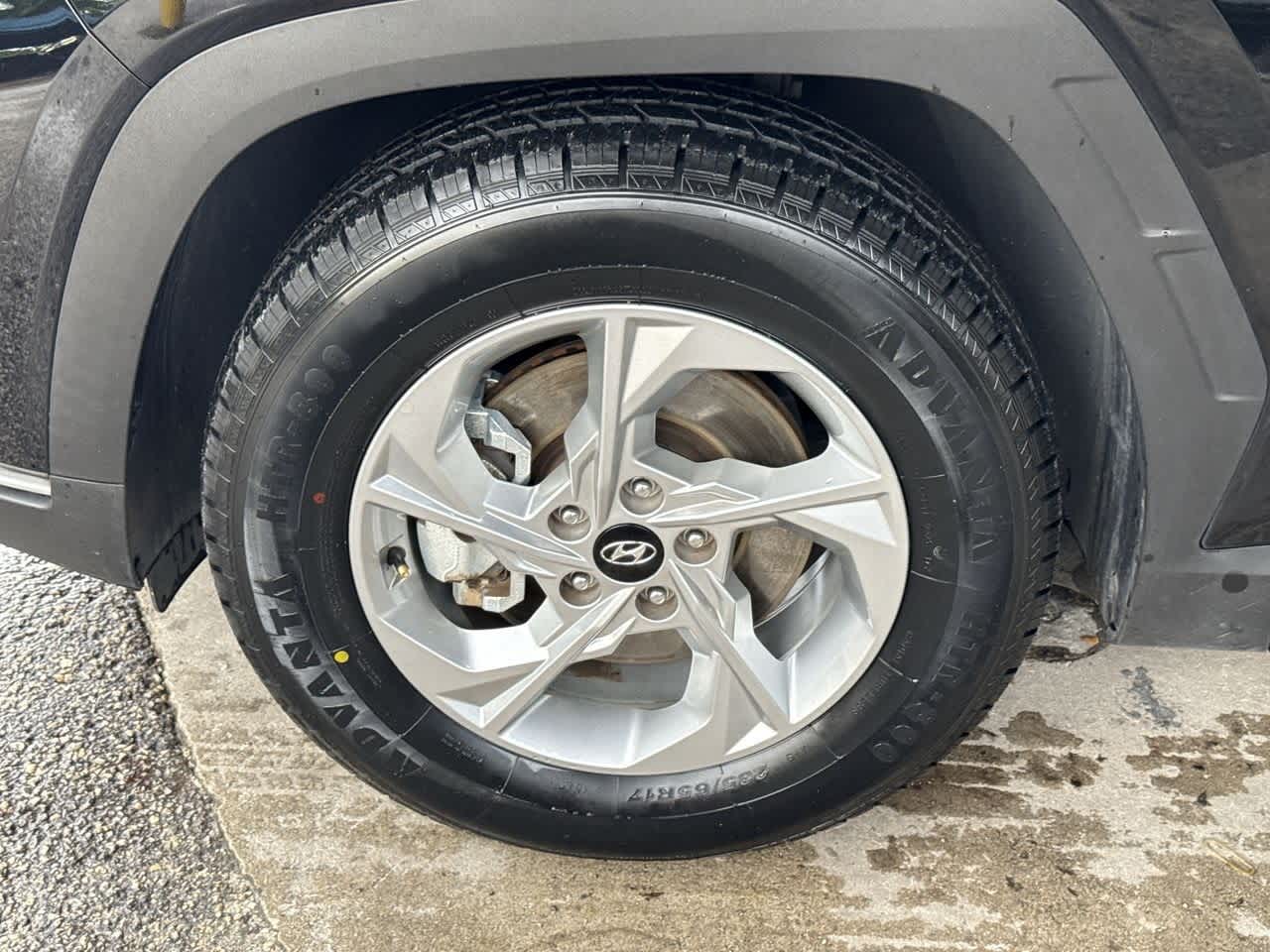 2024 Hyundai Tucson SE photo 10