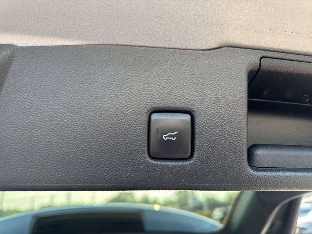 2021 Ford Escape SEL photo 13