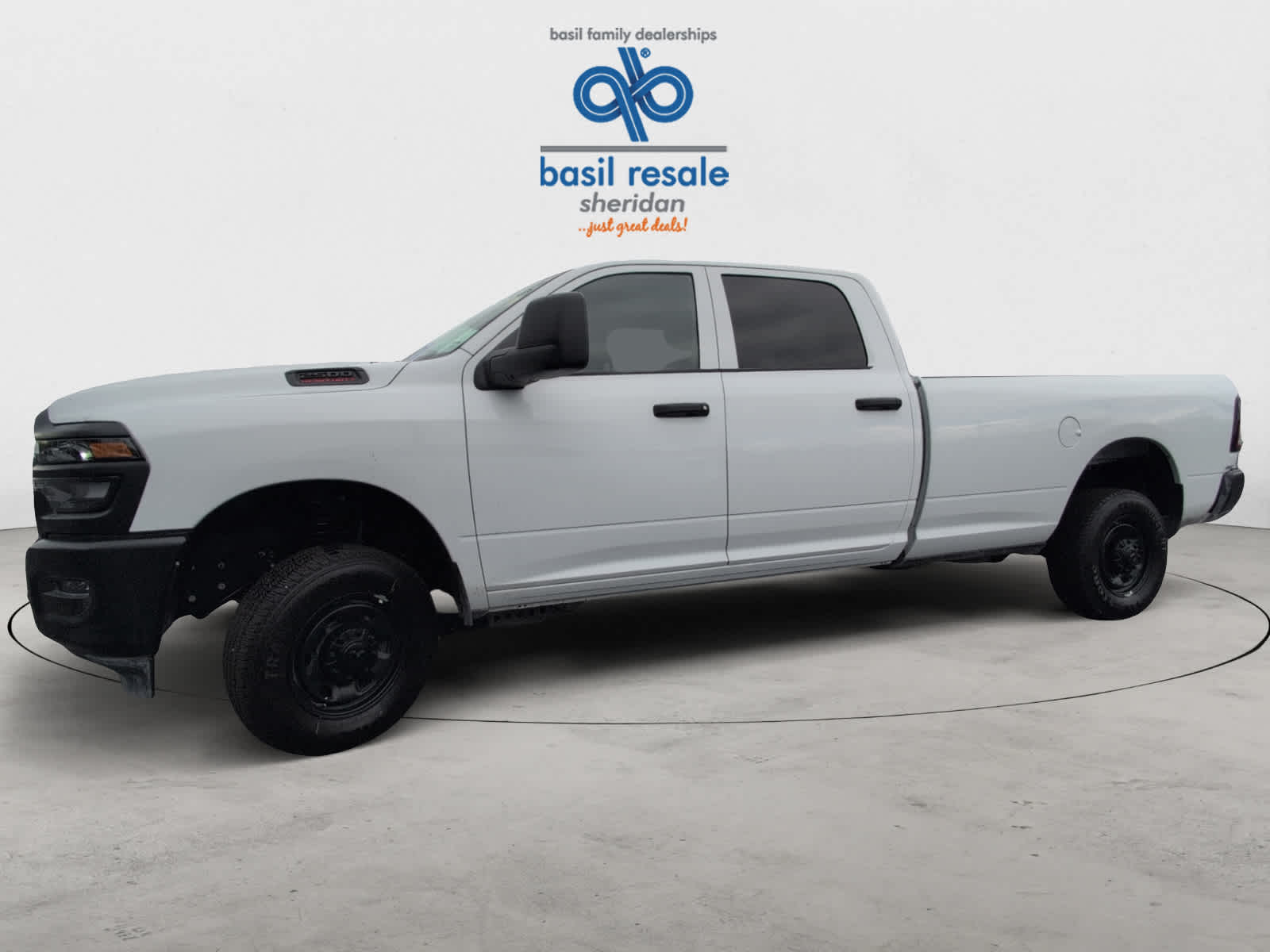 2025 Ram 2500 Tradesman photo 3