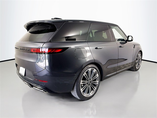2025 Land Rover Range Rover Sport SE photo 2