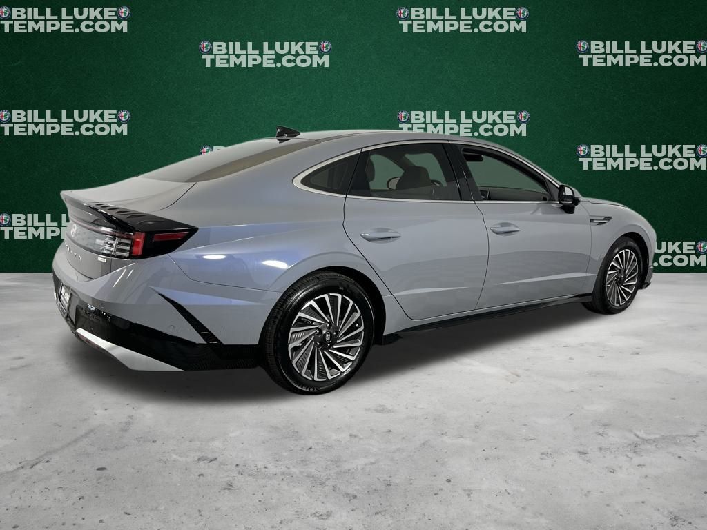 2024 Hyundai Sonata Hybrid Limited photo 4