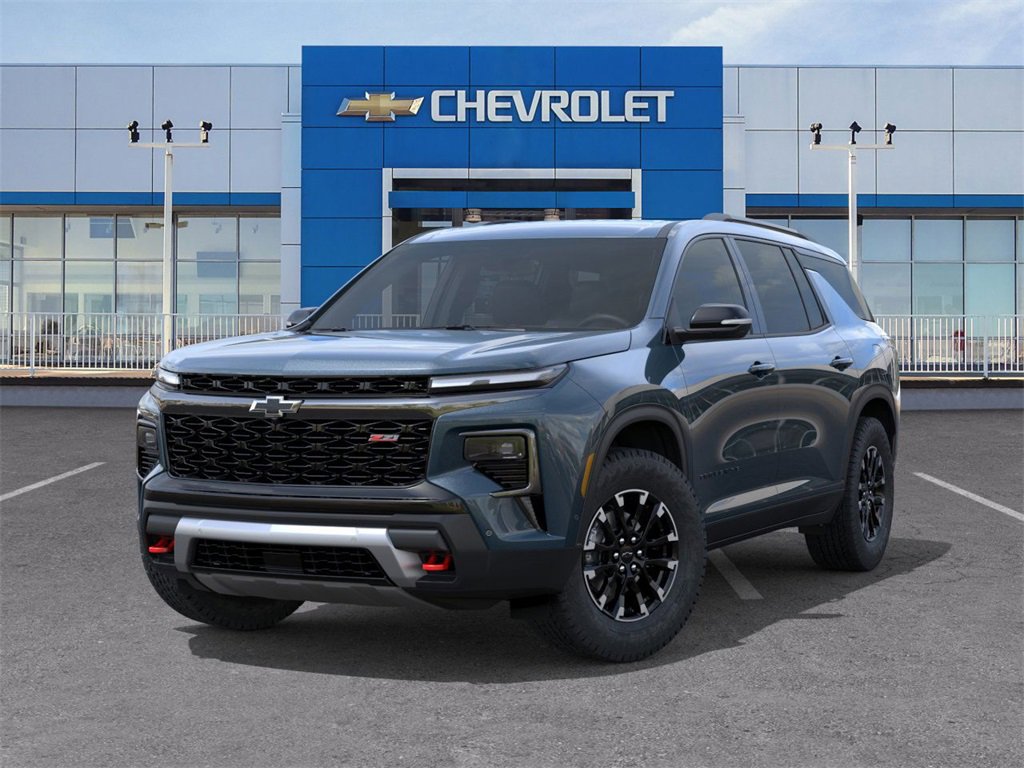 2026 Chevrolet Traverse Z71 photo 3