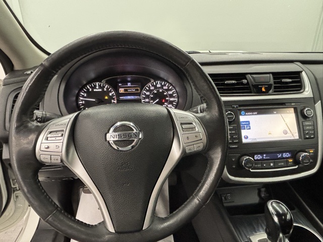 2016 Nissan Altima 2.5 SL photo 14
