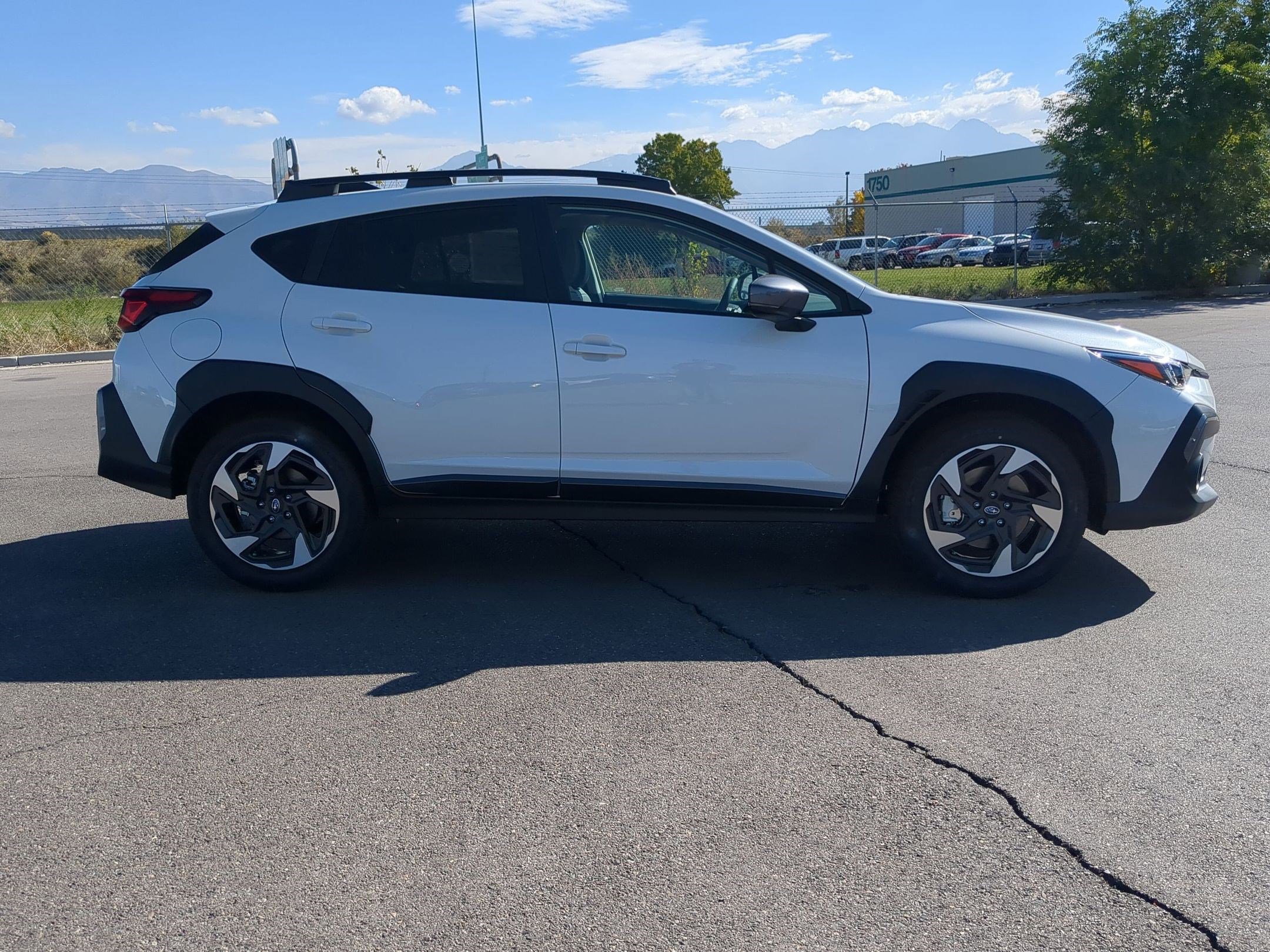 2025 Subaru Crosstrek Limited photo 2