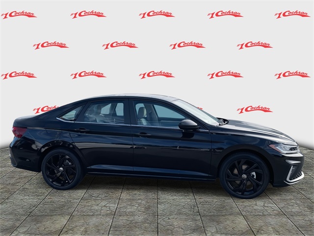 2025 Volkswagen Jetta 1.5T SE photo 2