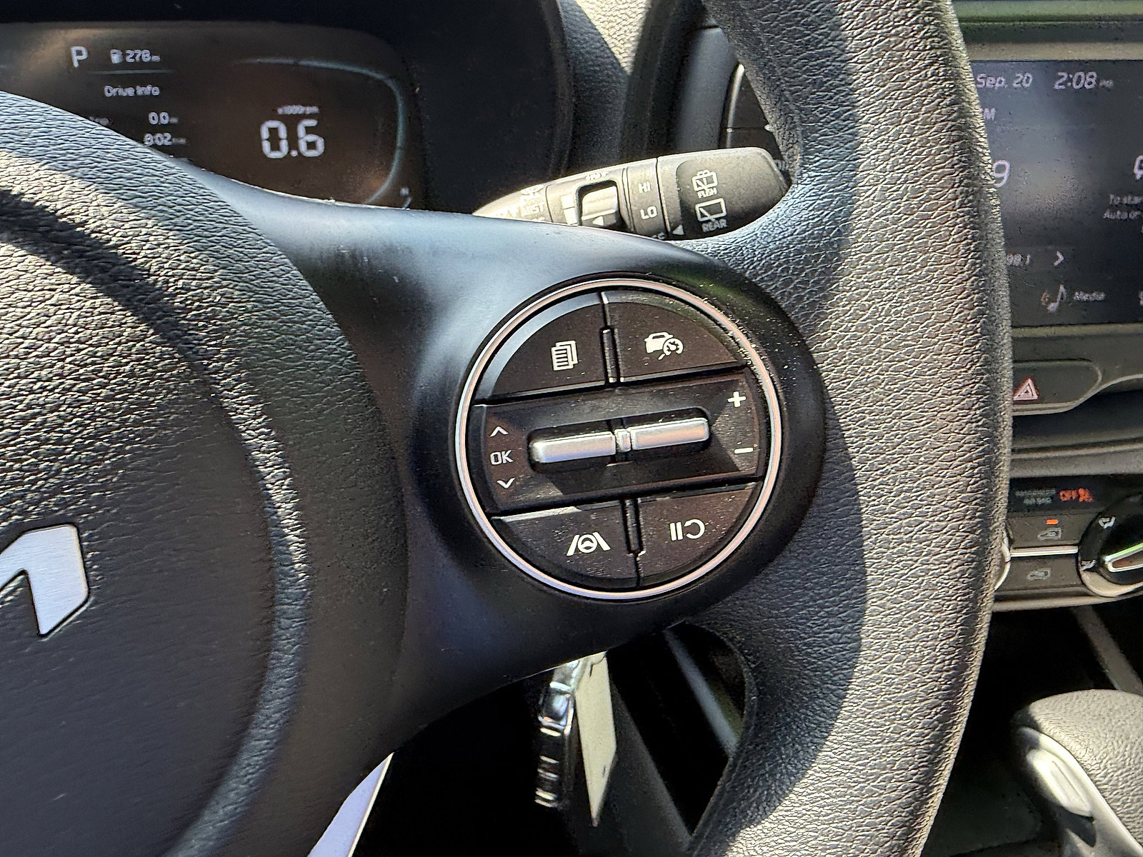 2023 Kia Soul LX S photo 14