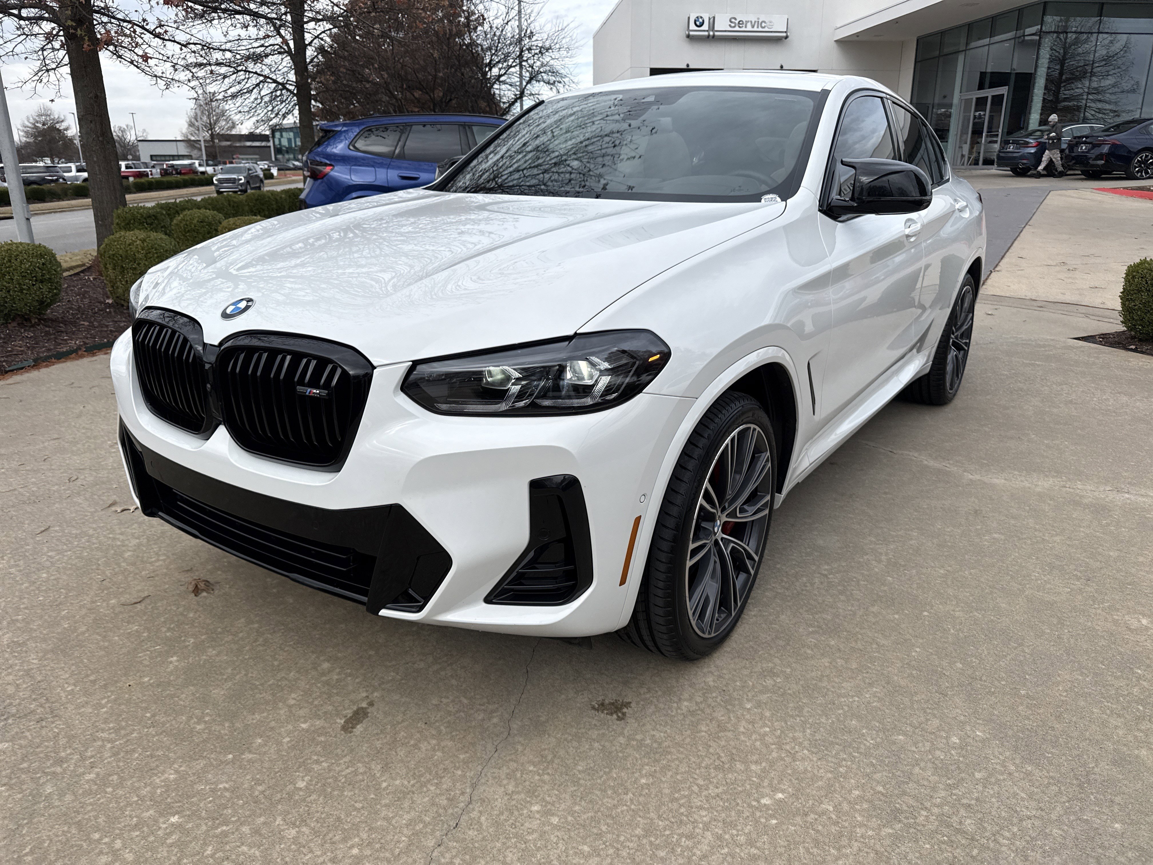 2024 BMW X4 M40i's photo