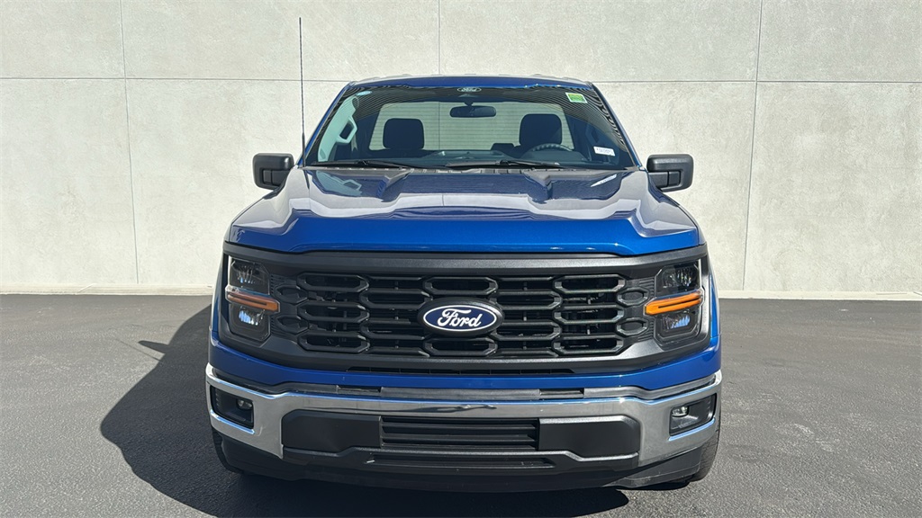 2025 Ford F-150 XL photo 2