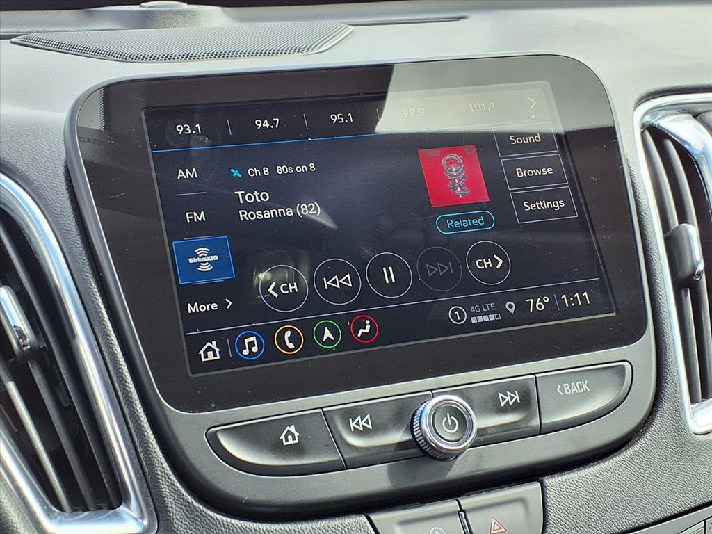 2024 Chevrolet Malibu Premier 2LT photo 9