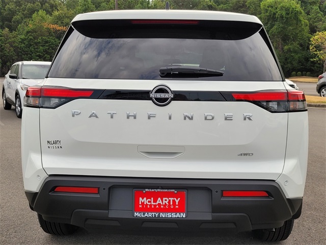 2025 Nissan Pathfinder S photo 5