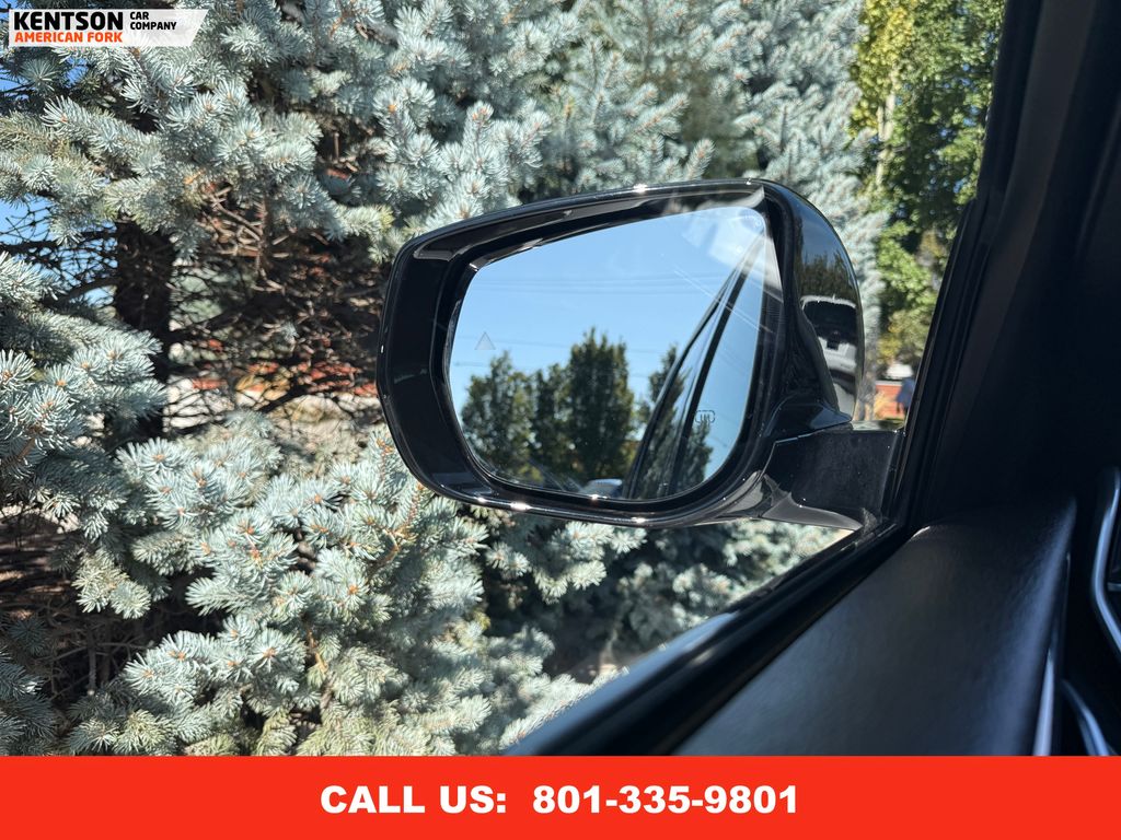 2023 Jeep Grand Cherokee Laredo Altitude photo 21