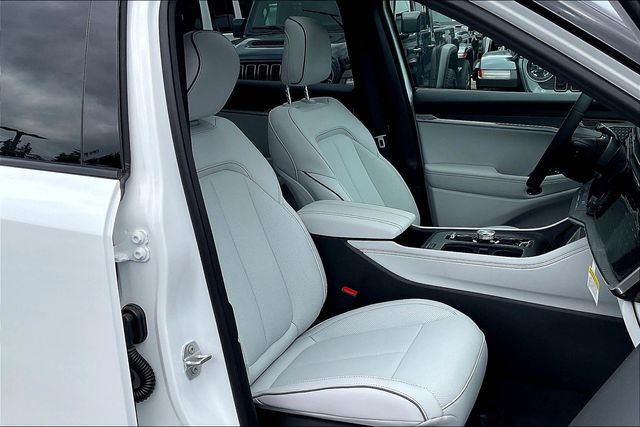 2025 Jeep Wagoneer S Limited photo 24