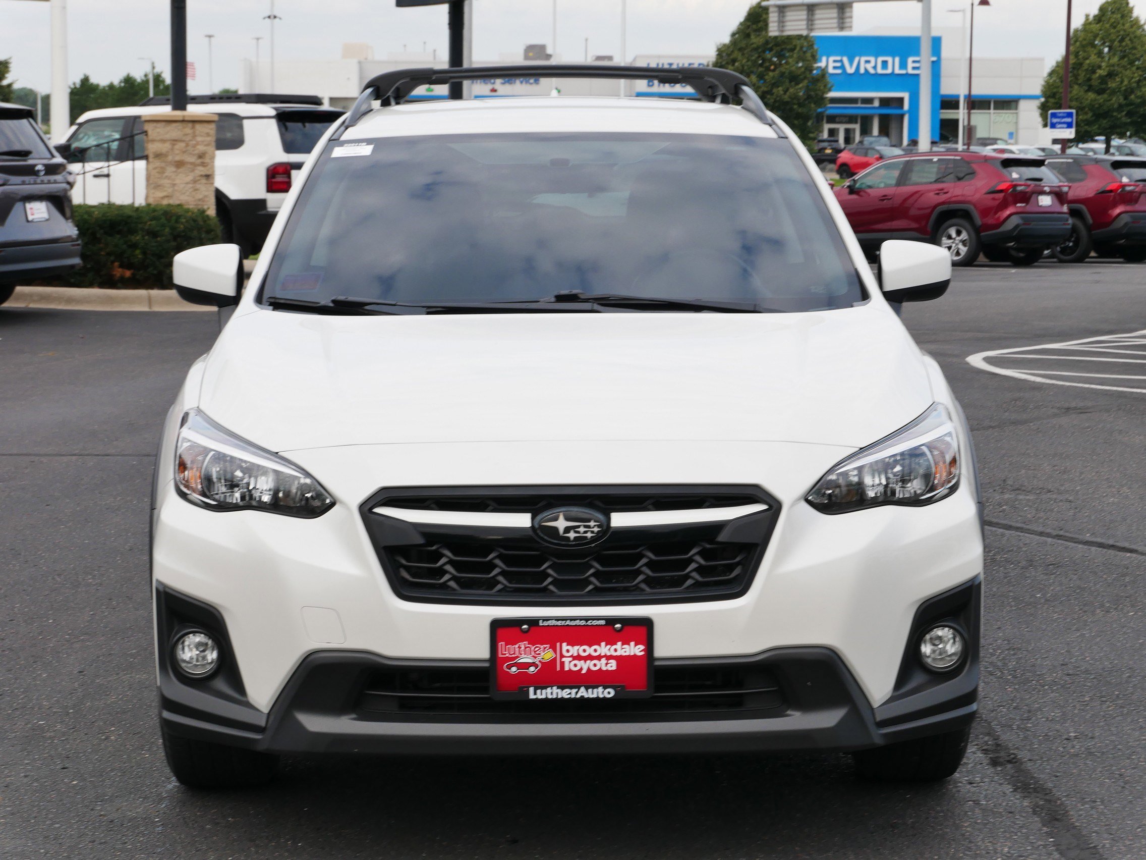 Used 2018 Subaru Crosstrek Premium with VIN JF2GTABCXJH235075 for sale in Brooklyn Center, Minnesota