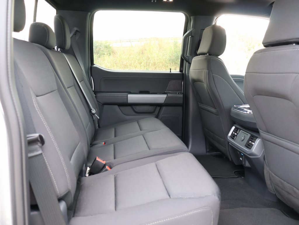 2025 Ford F-150 XLT photo 11