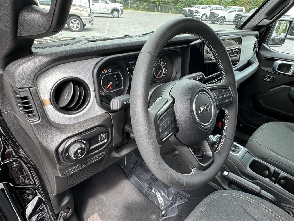 2025 Jeep Gladiator Sport S photo 2