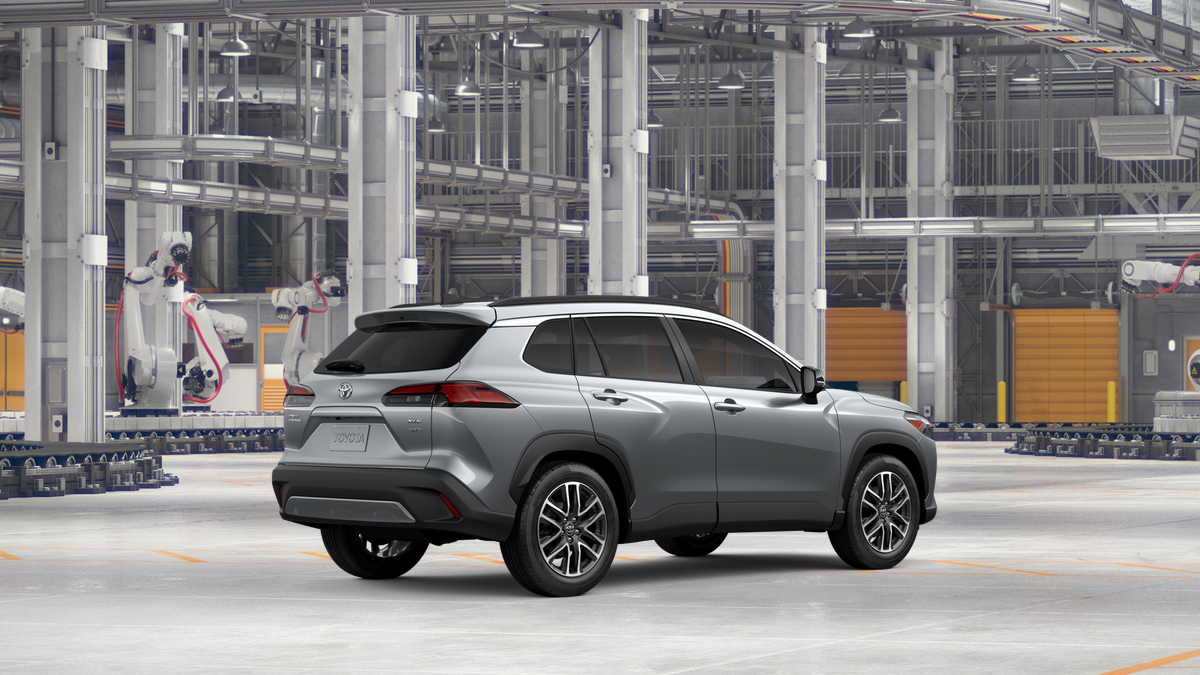 2026 Toyota Corolla Cross XLE photo 7