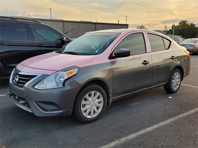 2018 Nissan Versa 1.6 S photo 4