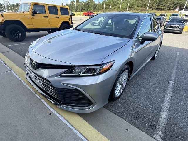 2024 Toyota Camry LE photo 2