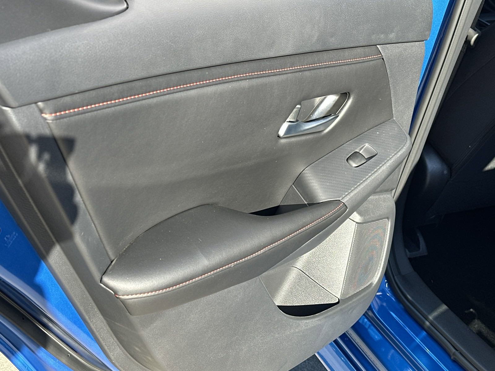 2025 Nissan Sentra SR photo 22