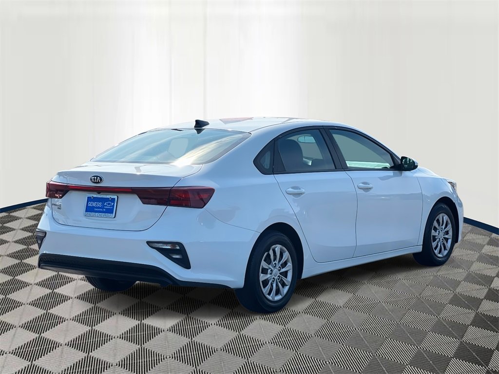 2019 Kia Forte FE photo 3