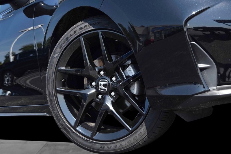 2025 Honda Civic Hatchback Sport photo 3