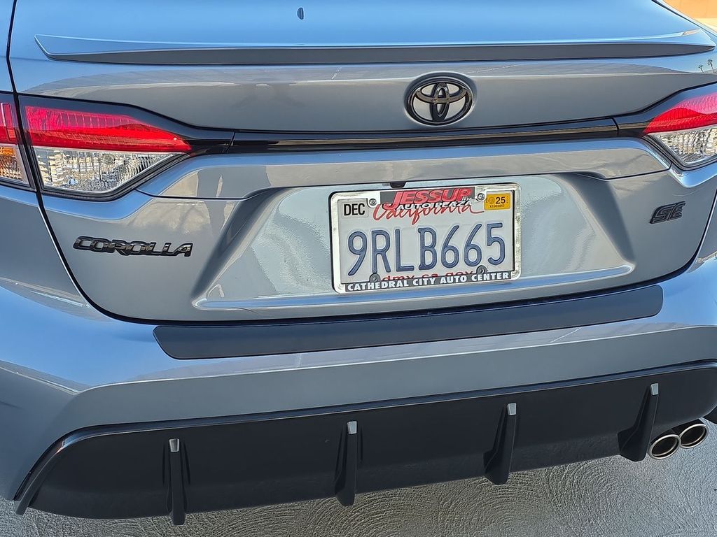2025 Toyota Corolla SE photo 33